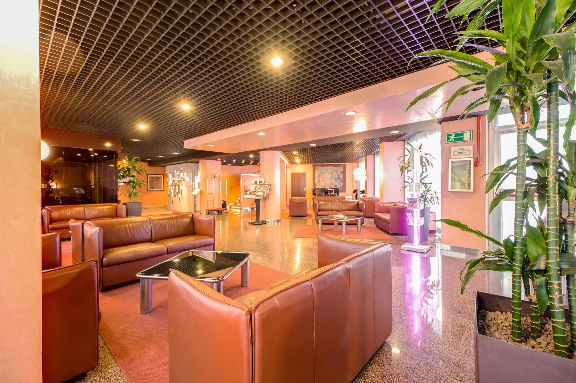 Hotel Galileo Milano Exterior foto